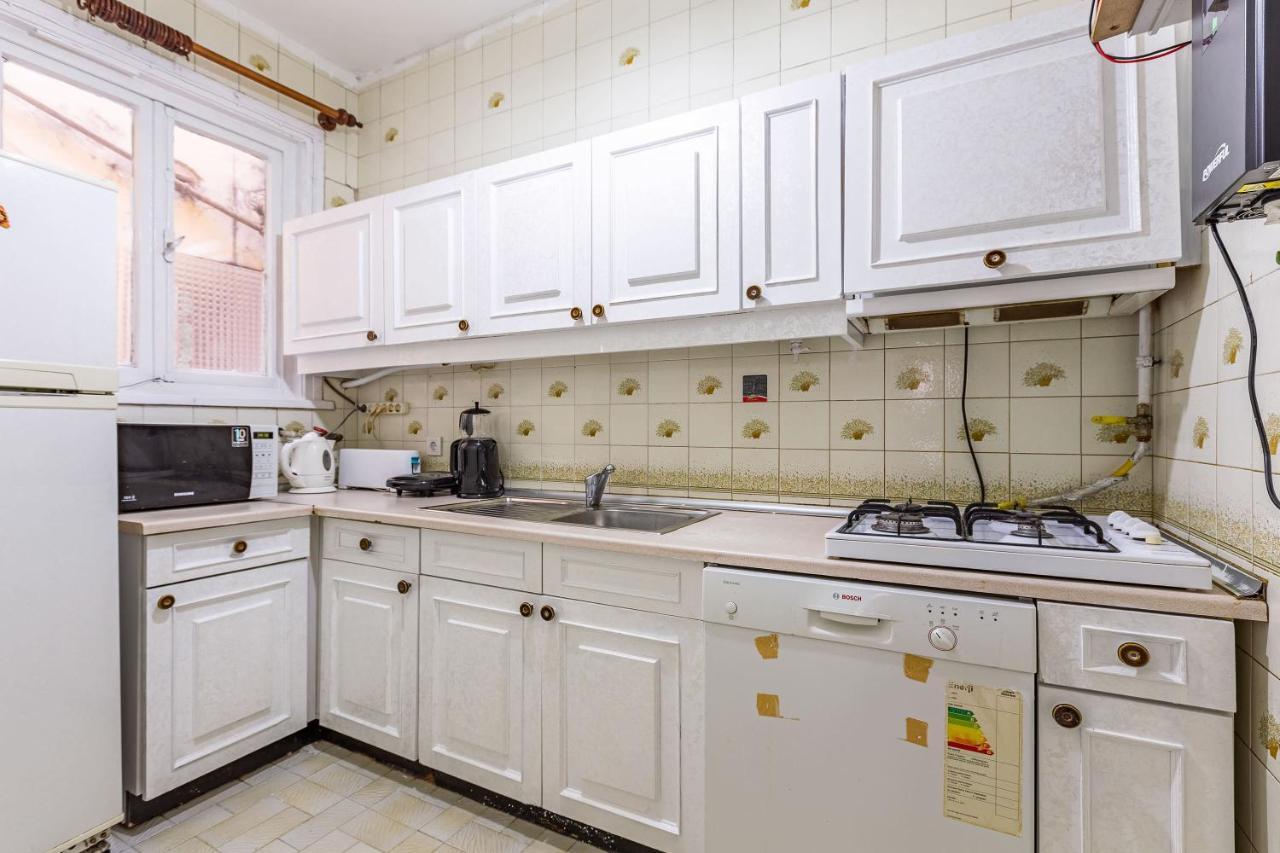 Charming Apartment Surrounded By Vibrant Attractions In Kadikoy Istanbul Bagian luar foto