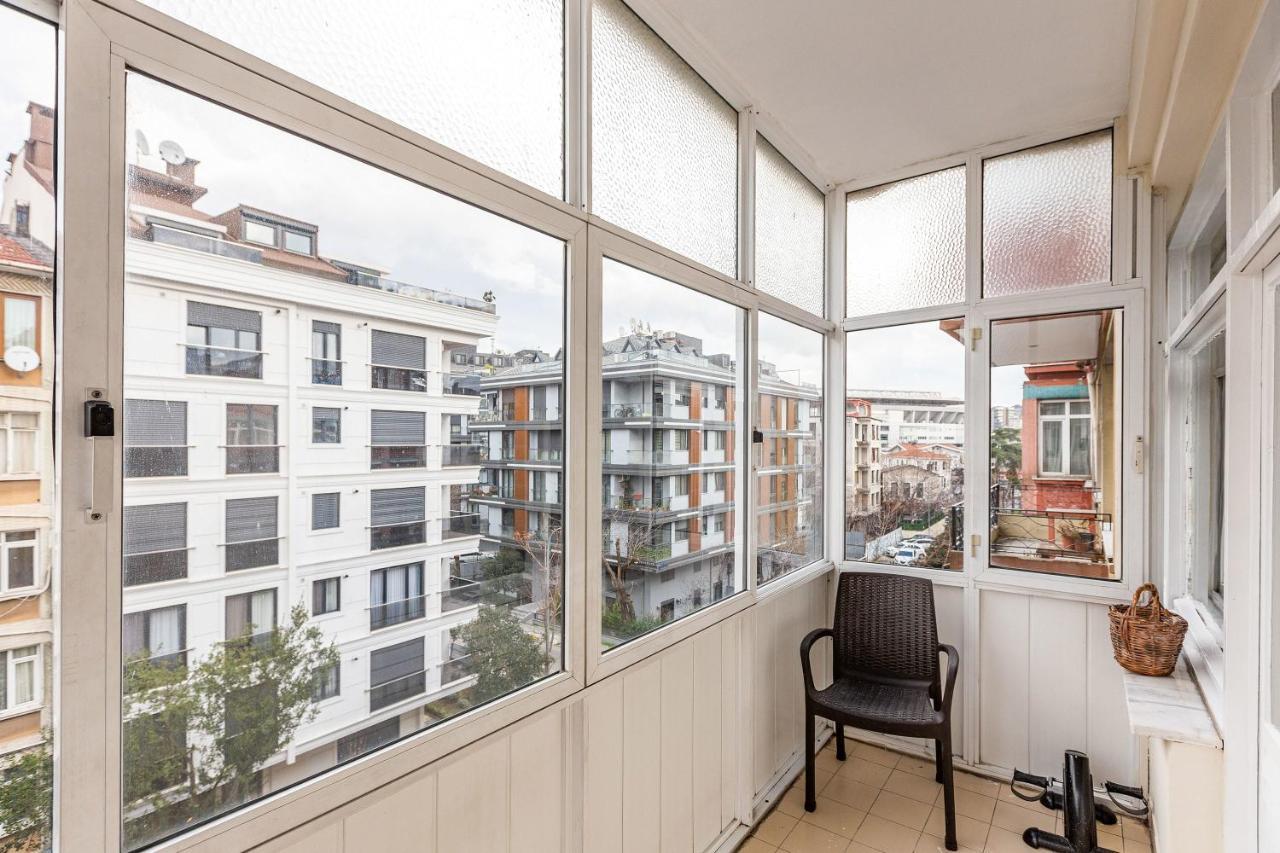 Charming Apartment Surrounded By Vibrant Attractions In Kadikoy Istanbul Bagian luar foto